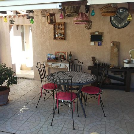 L'Eolyre Bed & Breakfast La Motte-d'Aigues Luaran gambar