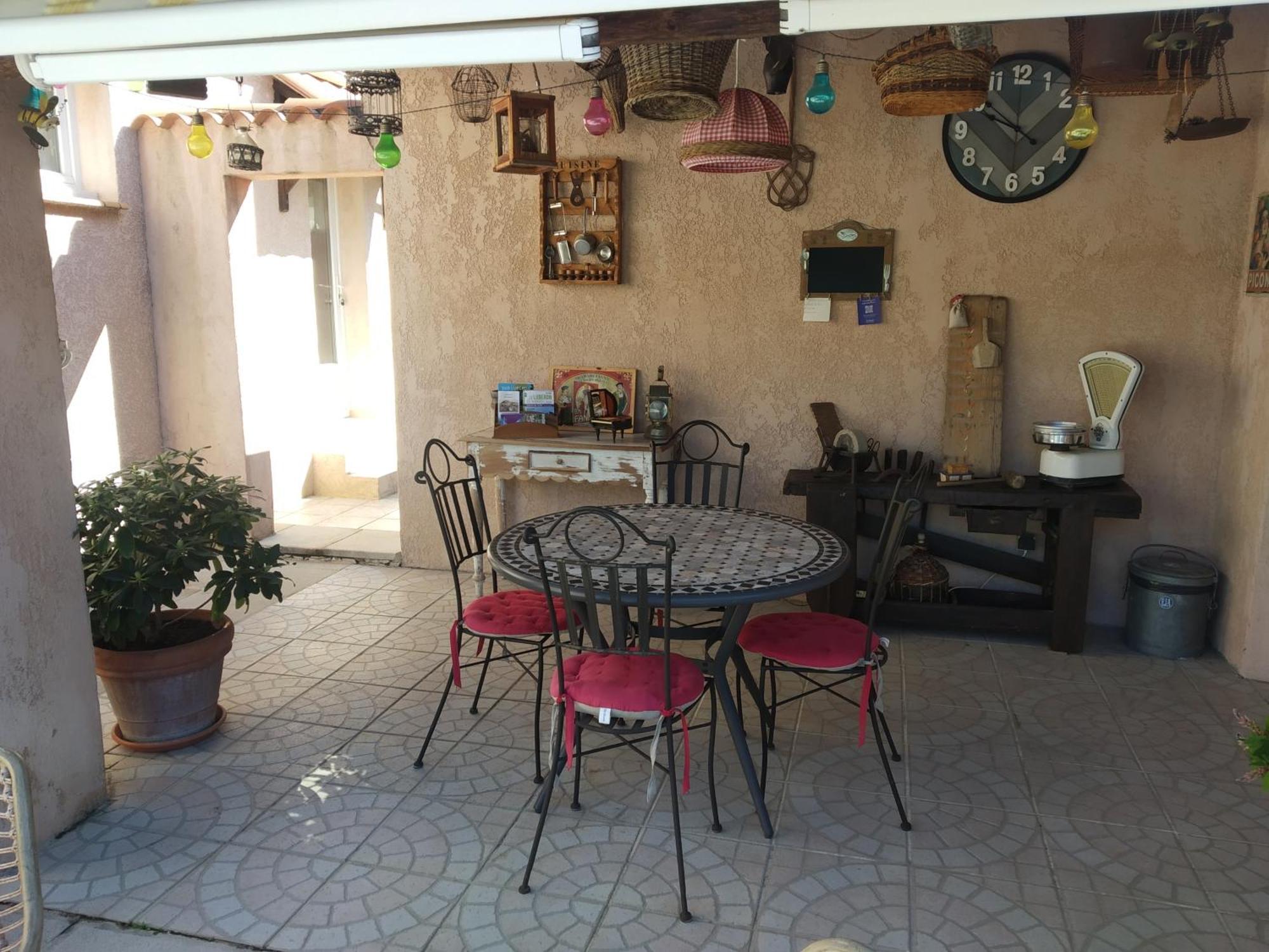 L'Eolyre Bed & Breakfast La Motte-d'Aigues Luaran gambar